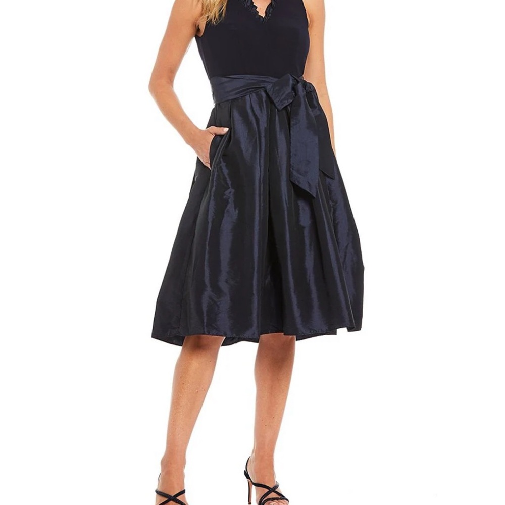 Jessica Howard eggplant color Tea Length cocktail dress.